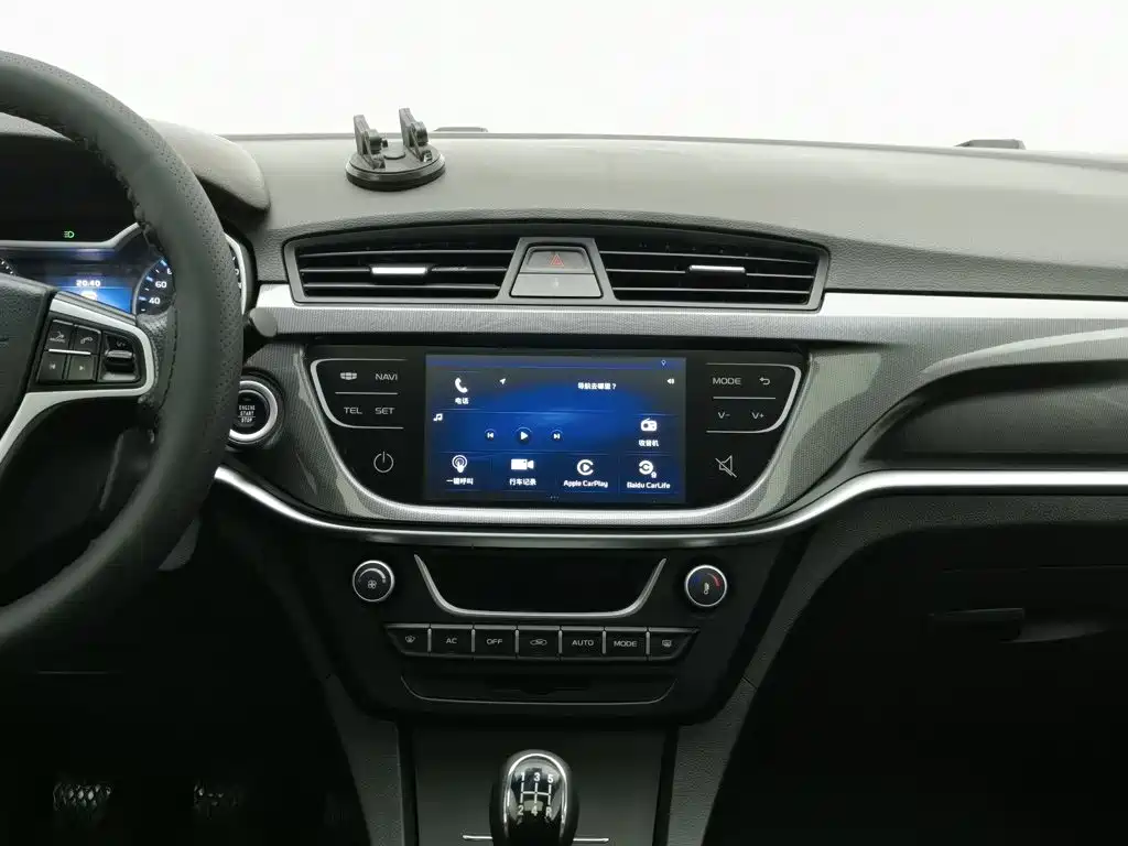 Geely Emgrand — миниатюра 12