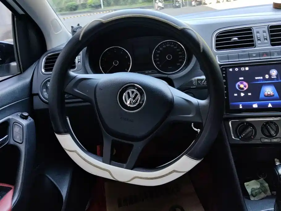 Volkswagen Polo — миниатюра 15