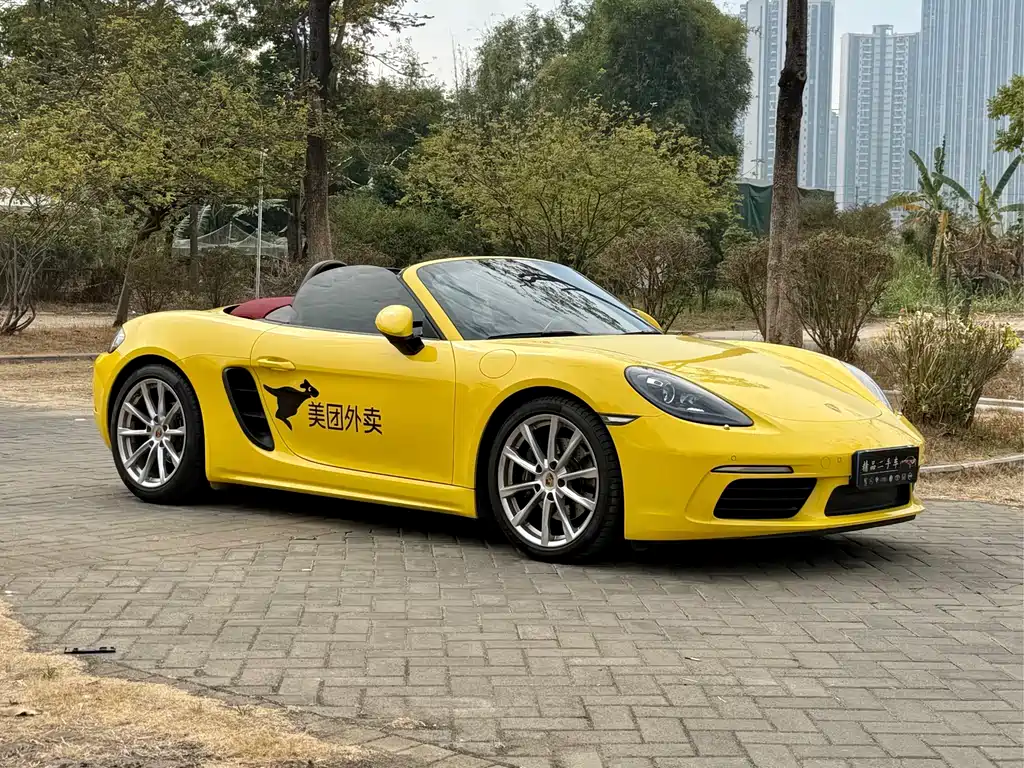 PORSCHE 718