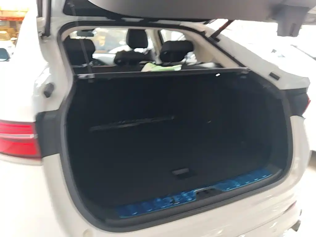 Geely Xingyue — миниатюра 19