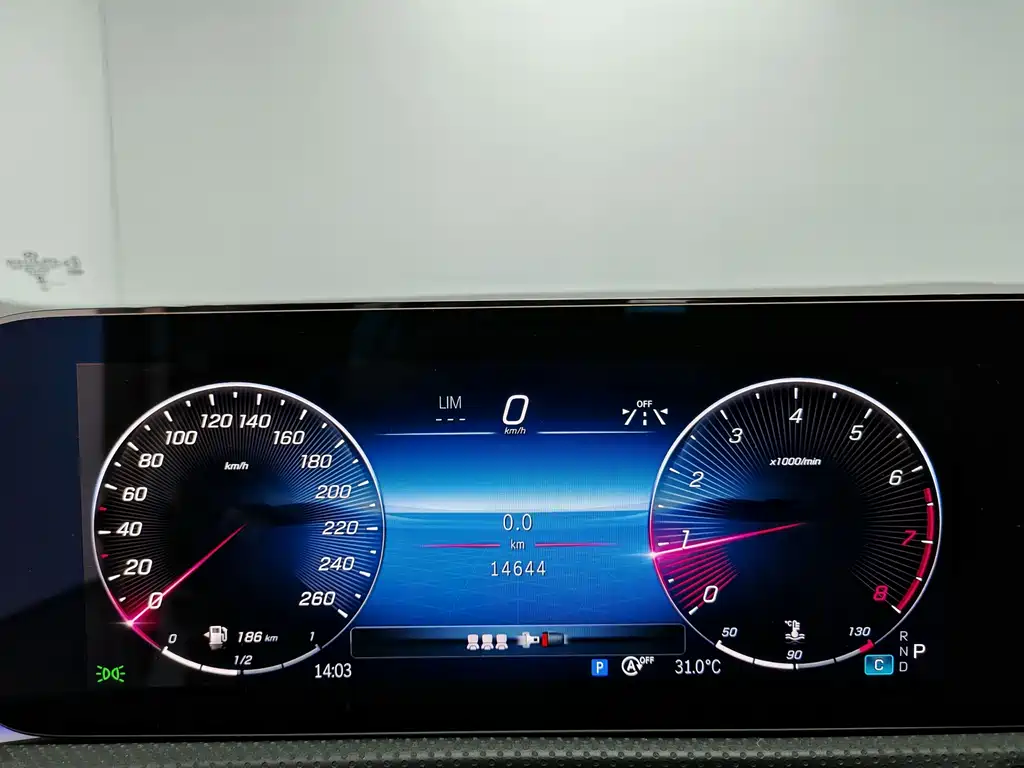 Mercedes-Benz A-Class A 2025 A 200 L Fashion
