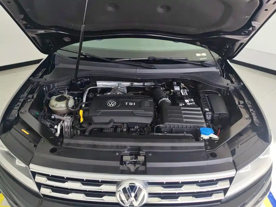 Volkswagen Tiguan L — миниатюра 10