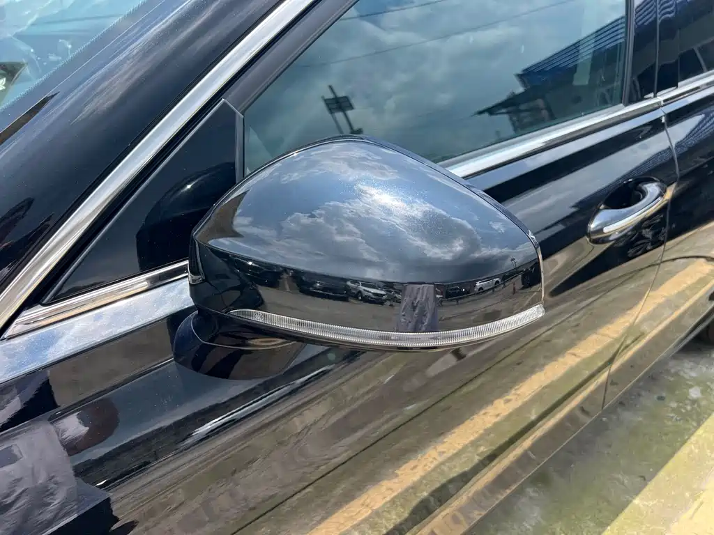 Hongqi H5 2020 1.8T AT