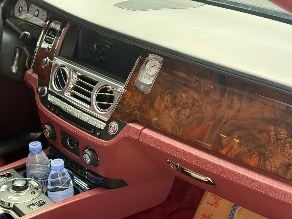 Rolls-Royce Ghost — миниатюра 18