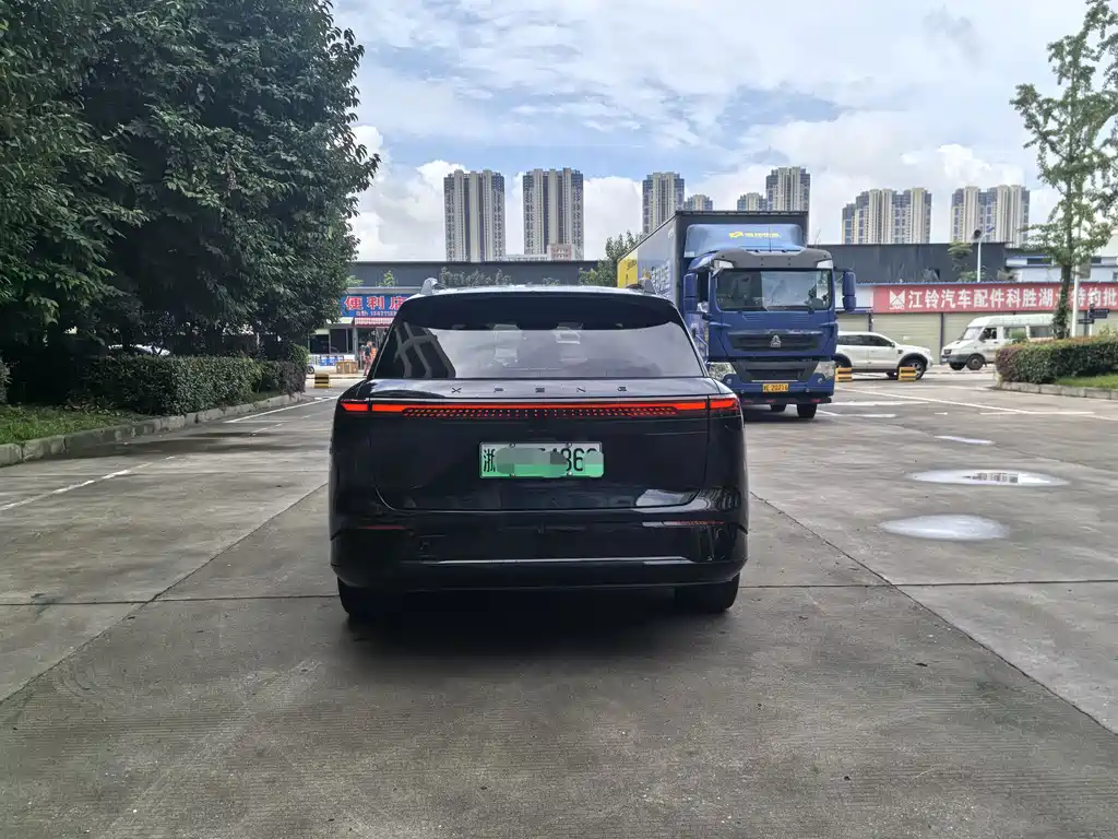 Xpeng G9 2025 625 Max