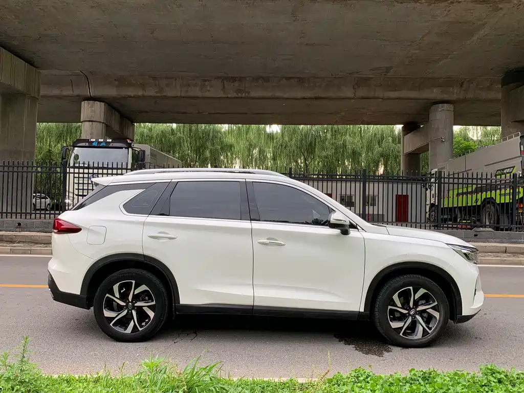 GAC GS5 2019 235T AT Luxury
