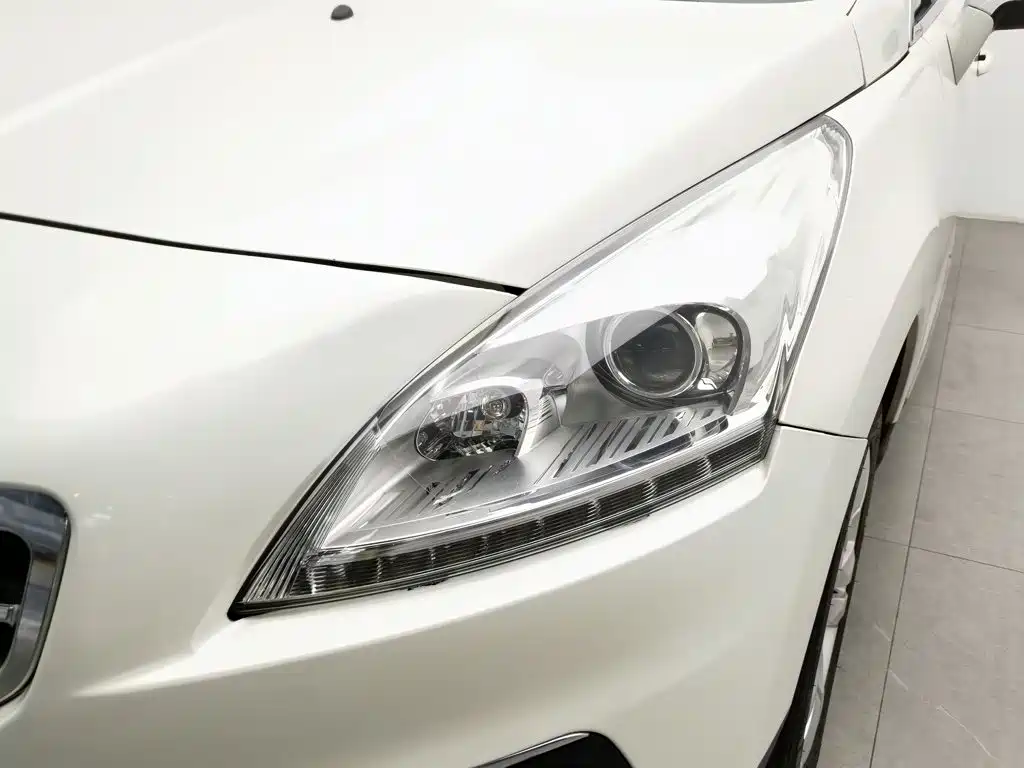 Peugeot 3008 — миниатюра 7