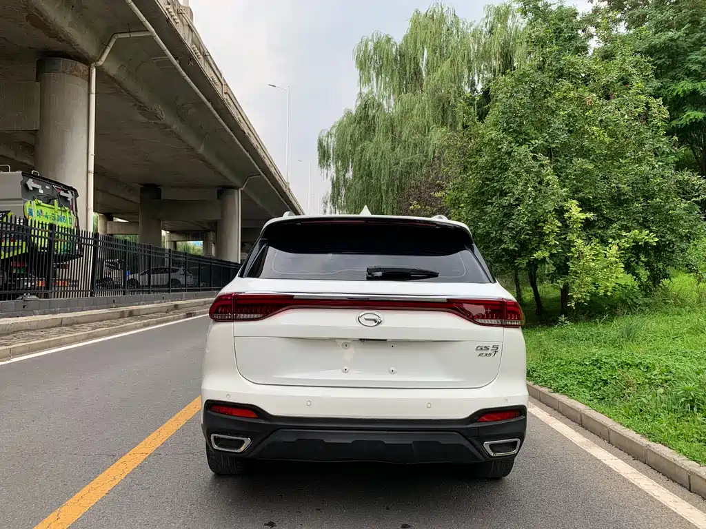 GAC GS5 2019 235T AT Luxury