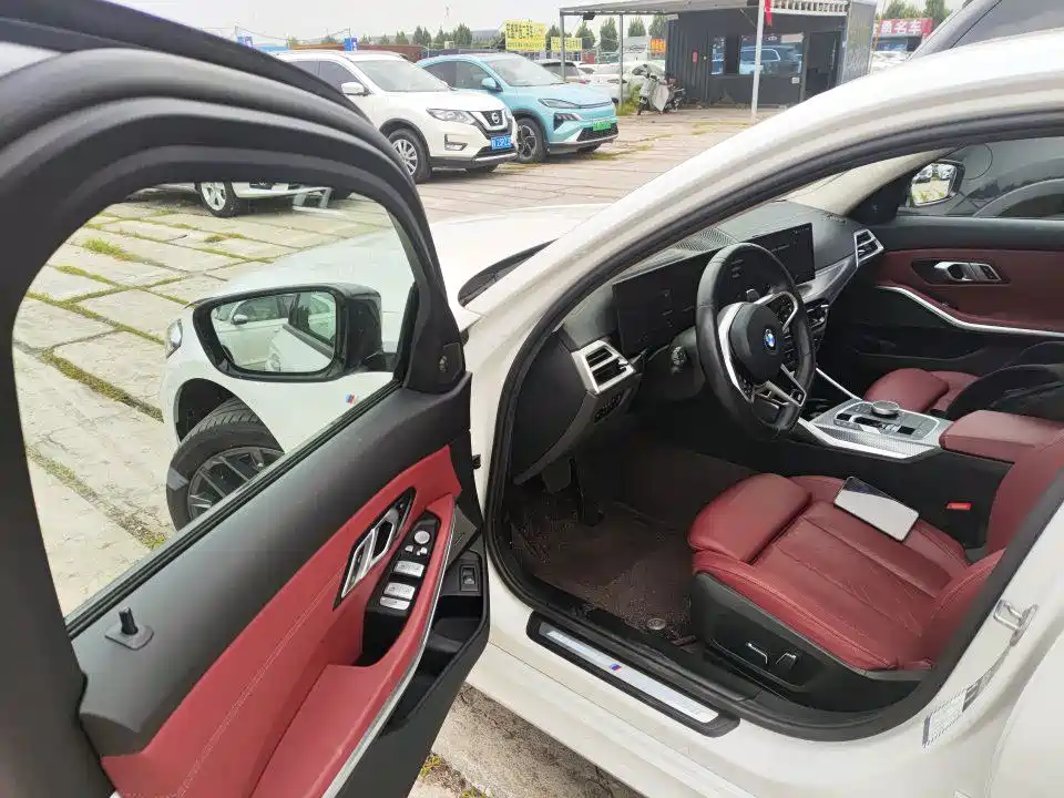 BMW 3 Series — миниатюра 11