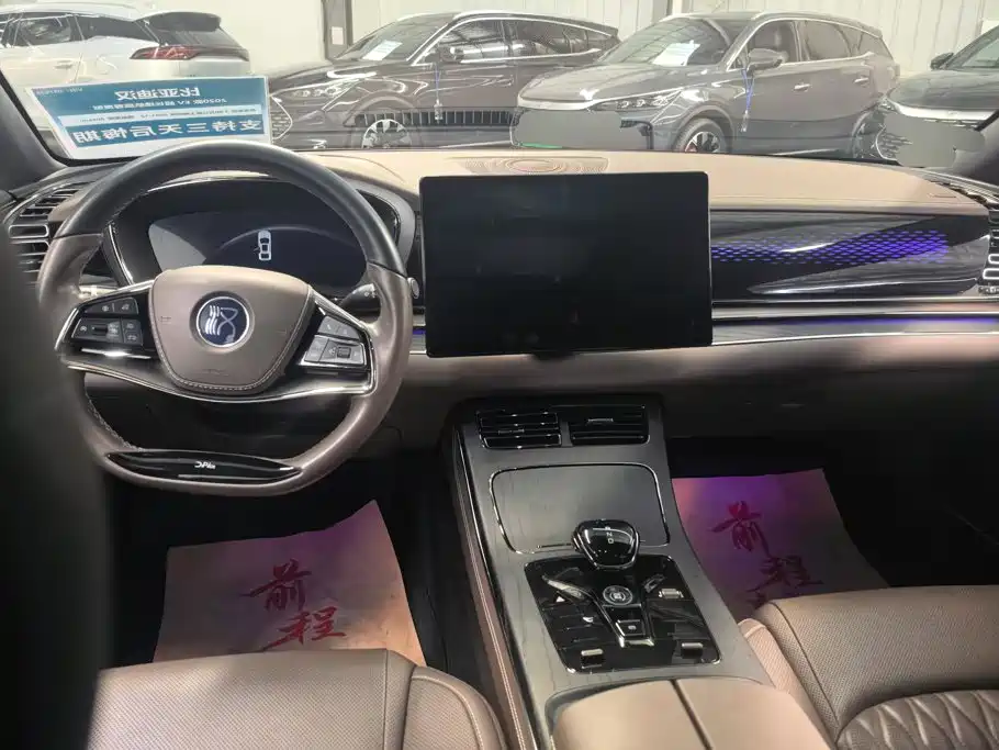 BYD Han — миниатюра 12
