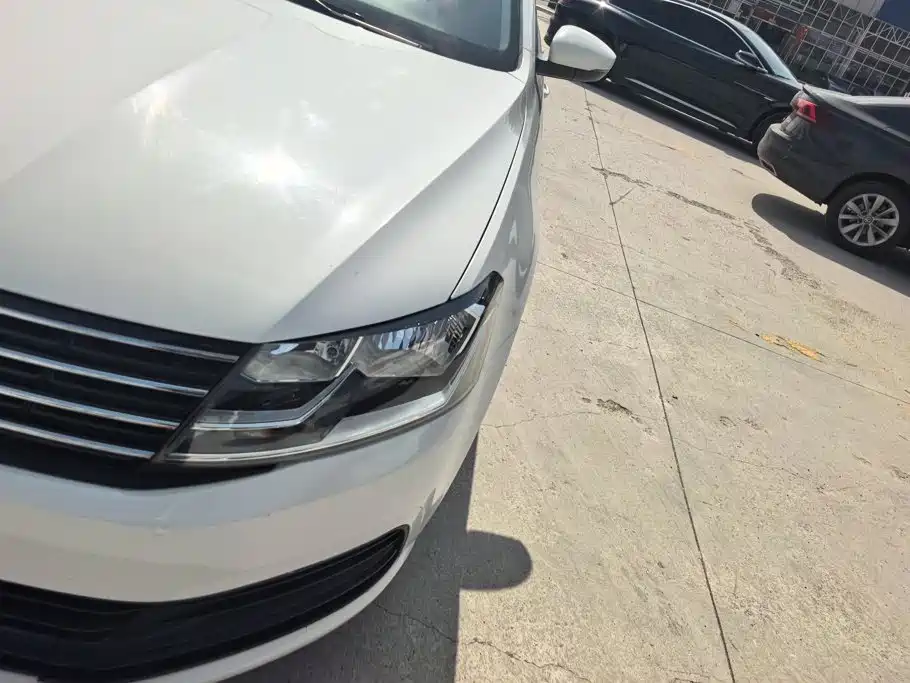 Volkswagen Lavida — миниатюра 5