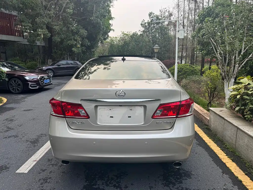 Lexus ES 2010 240 Luxury
