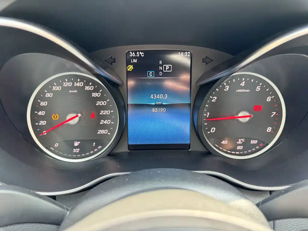 Mercedes-Benz C-Class — миниатюра 15