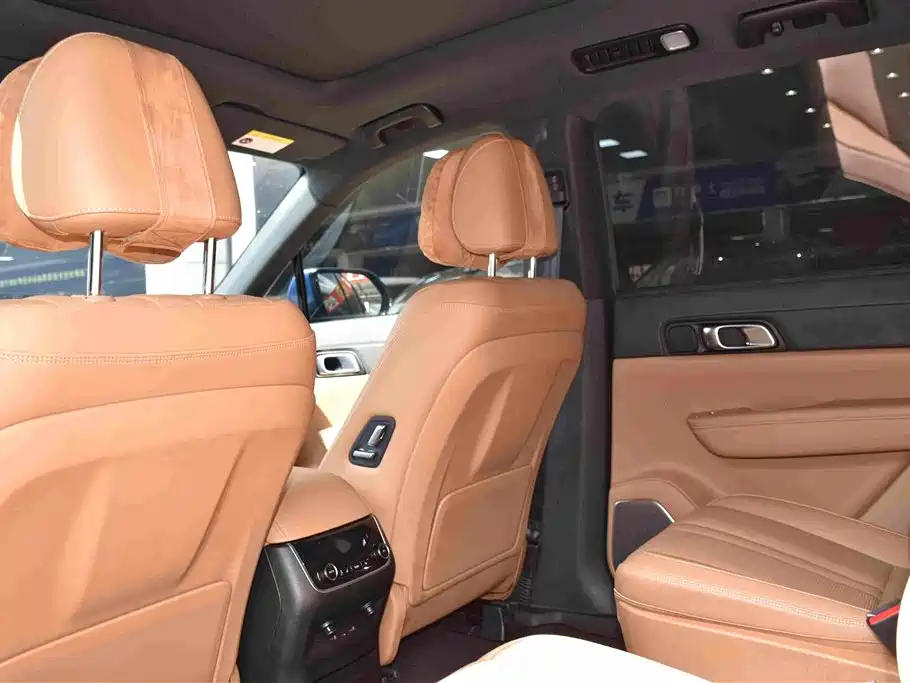 Li Auto ONE 2020 6 мест