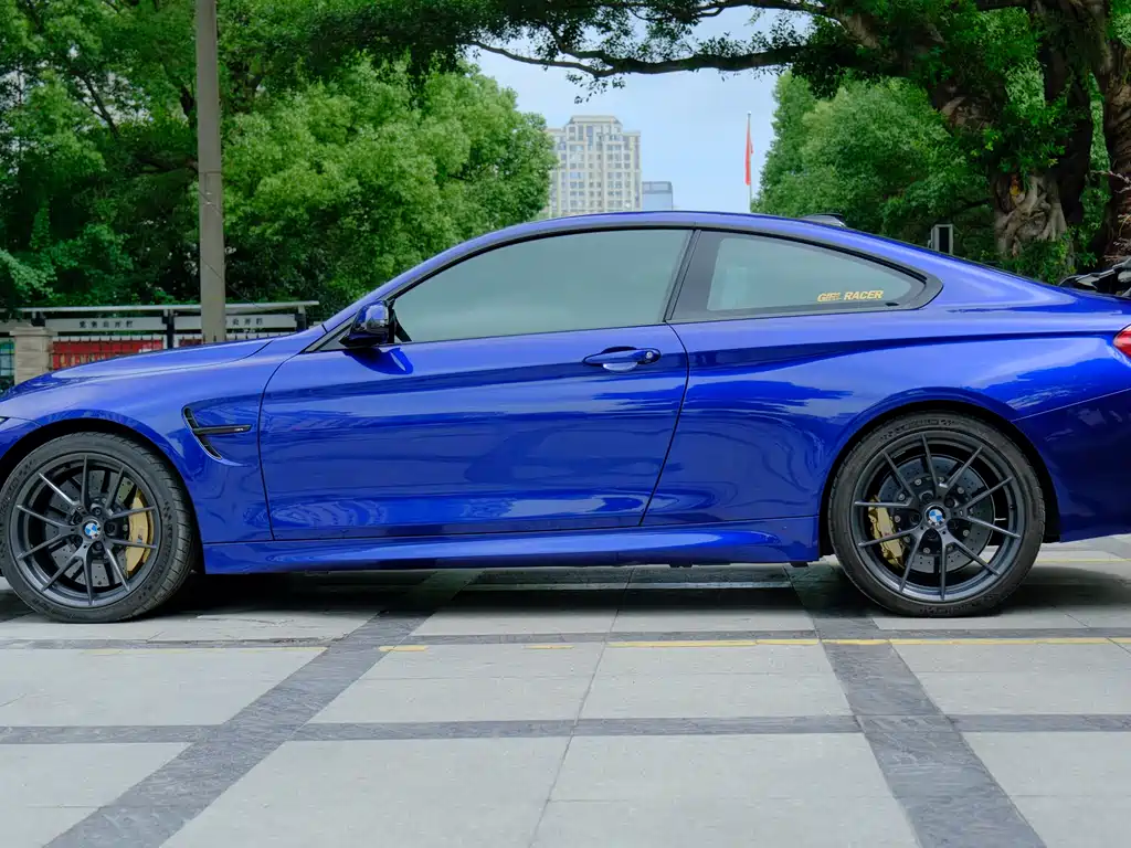 BMW M4 2018 M4 CS