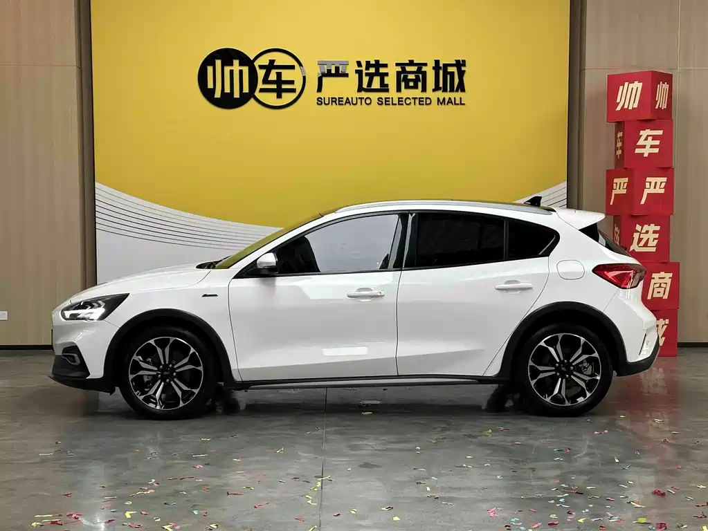 Ford Focus Active — миниатюра 5