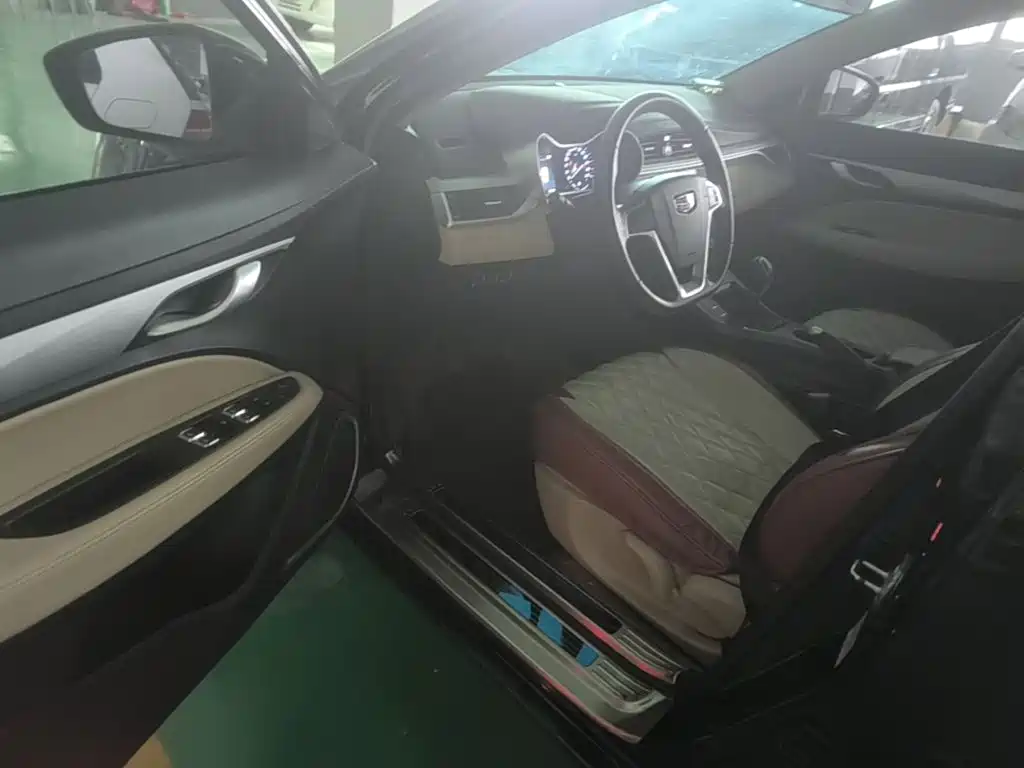Geely Emgrand — миниатюра 19
