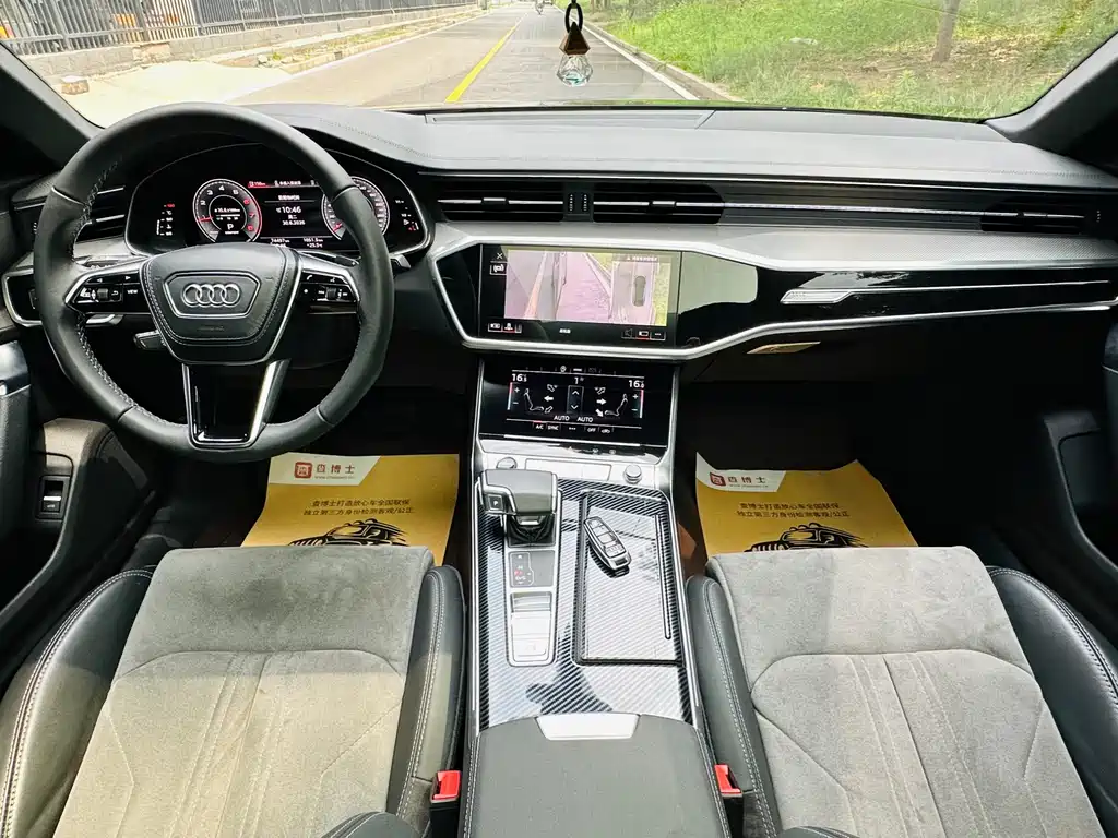 Audi A6L 2023 40 TFSI Luxury