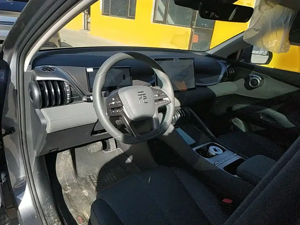 BYD Yuan Plus — миниатюра 10