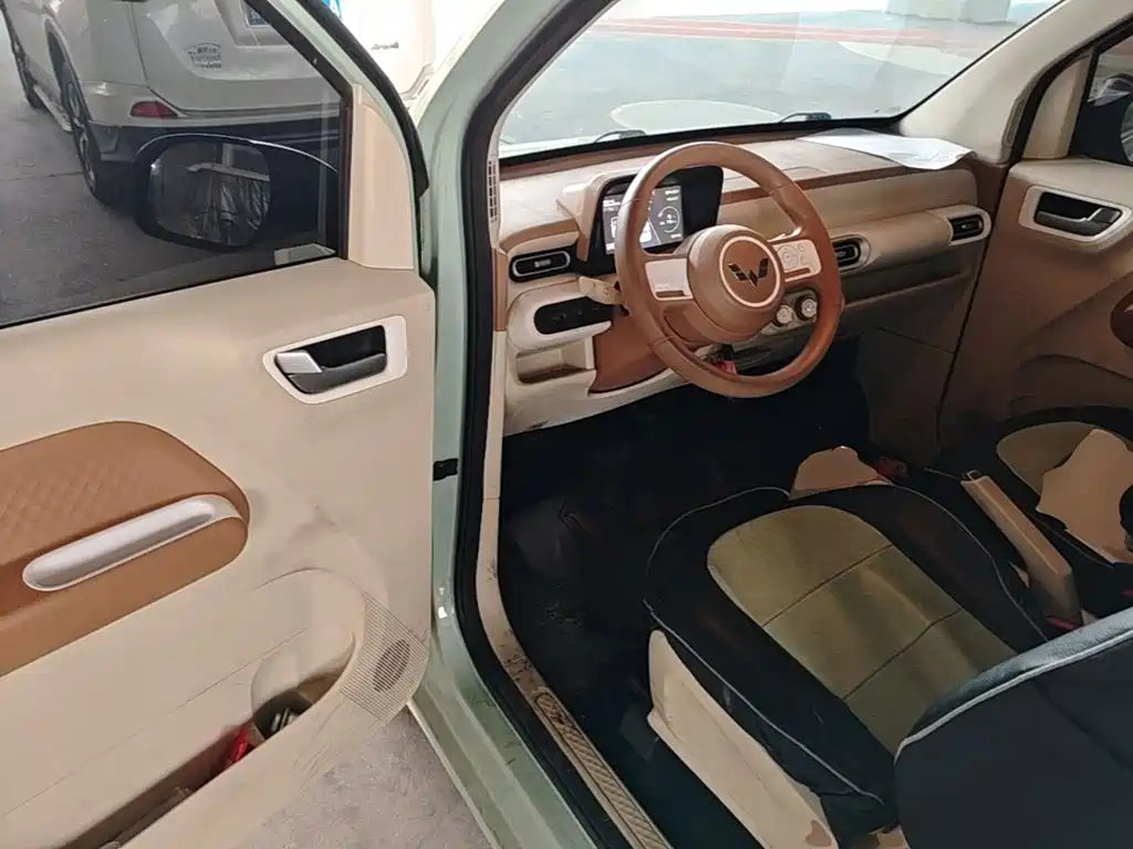 Wuling MINIEV — миниатюра 16