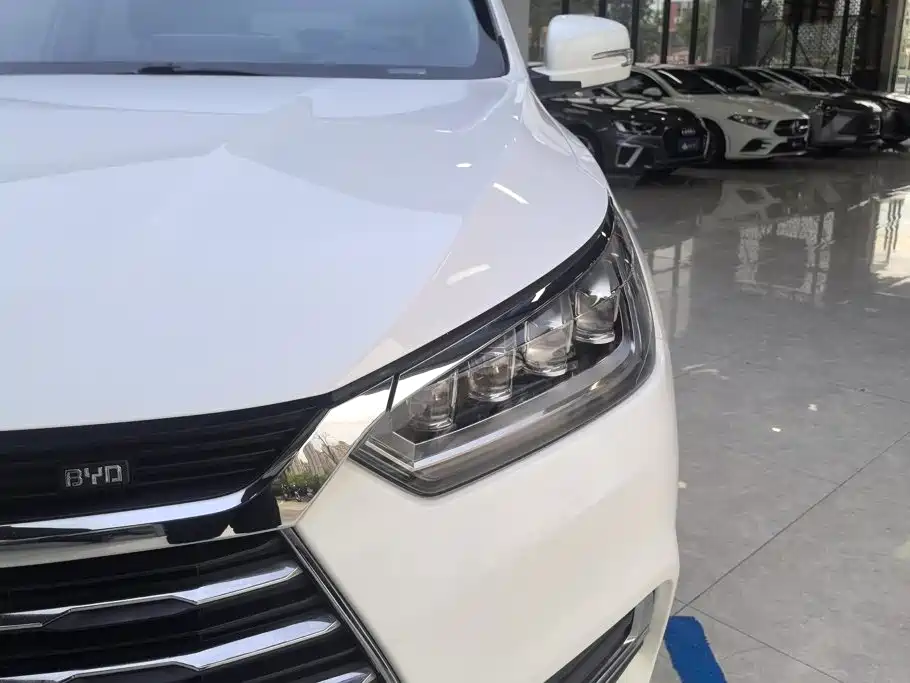 BYD Song — миниатюра 5
