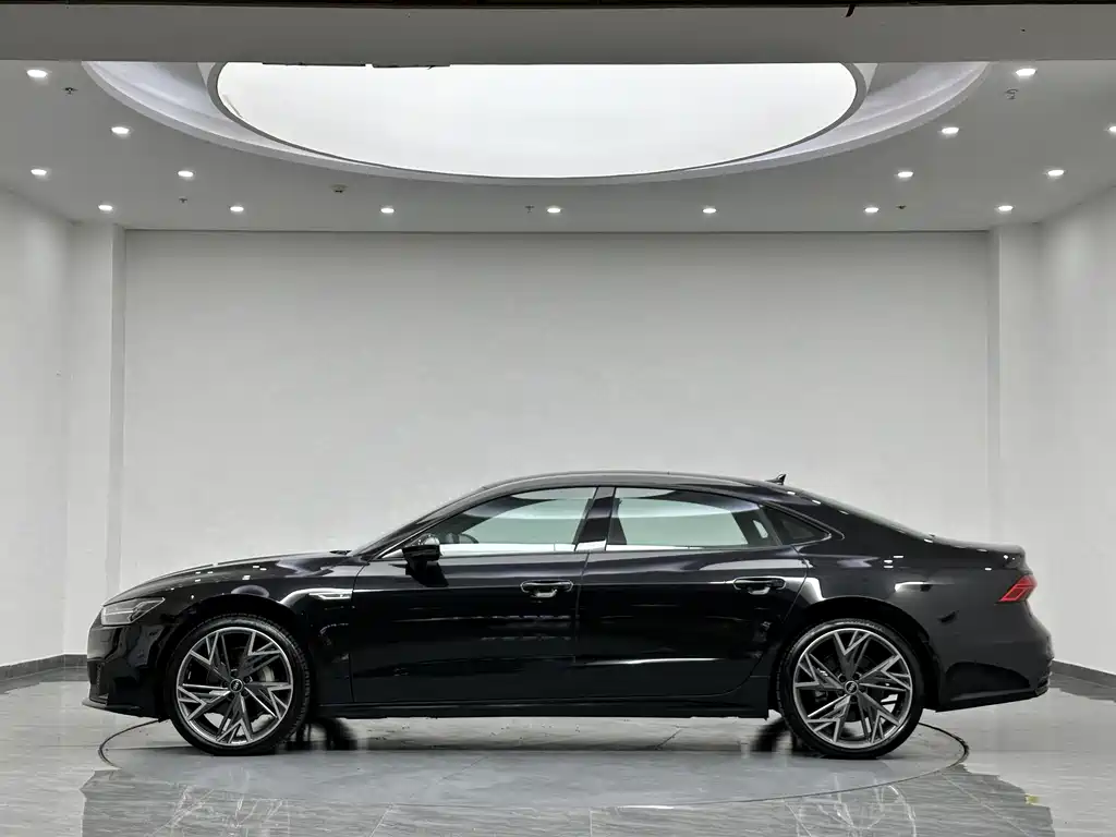 Audi A7L 2024 45 TFSI quattro