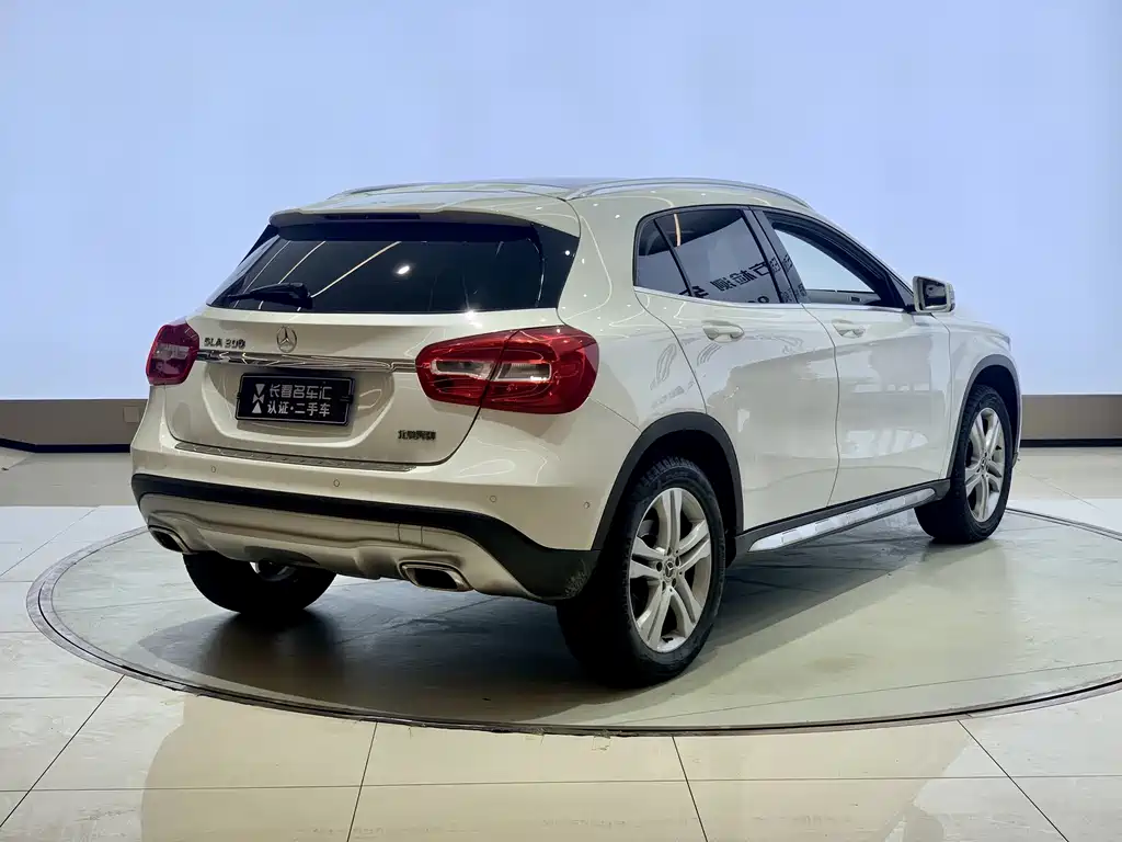 Mercedes-Benz GLA 2016 GLA 200 Fashion