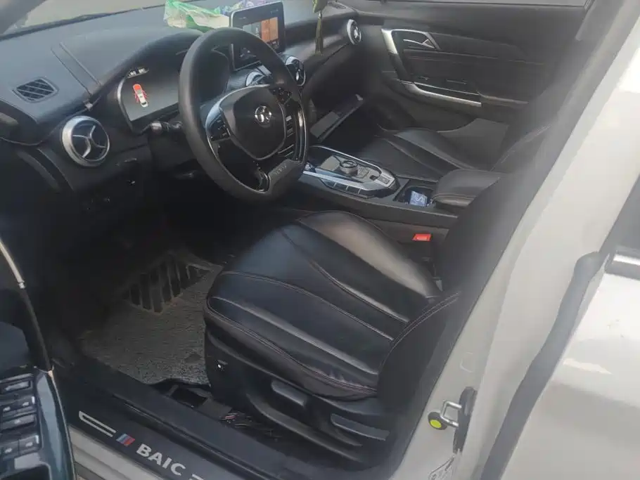 BAIC EU5 — миниатюра 9
