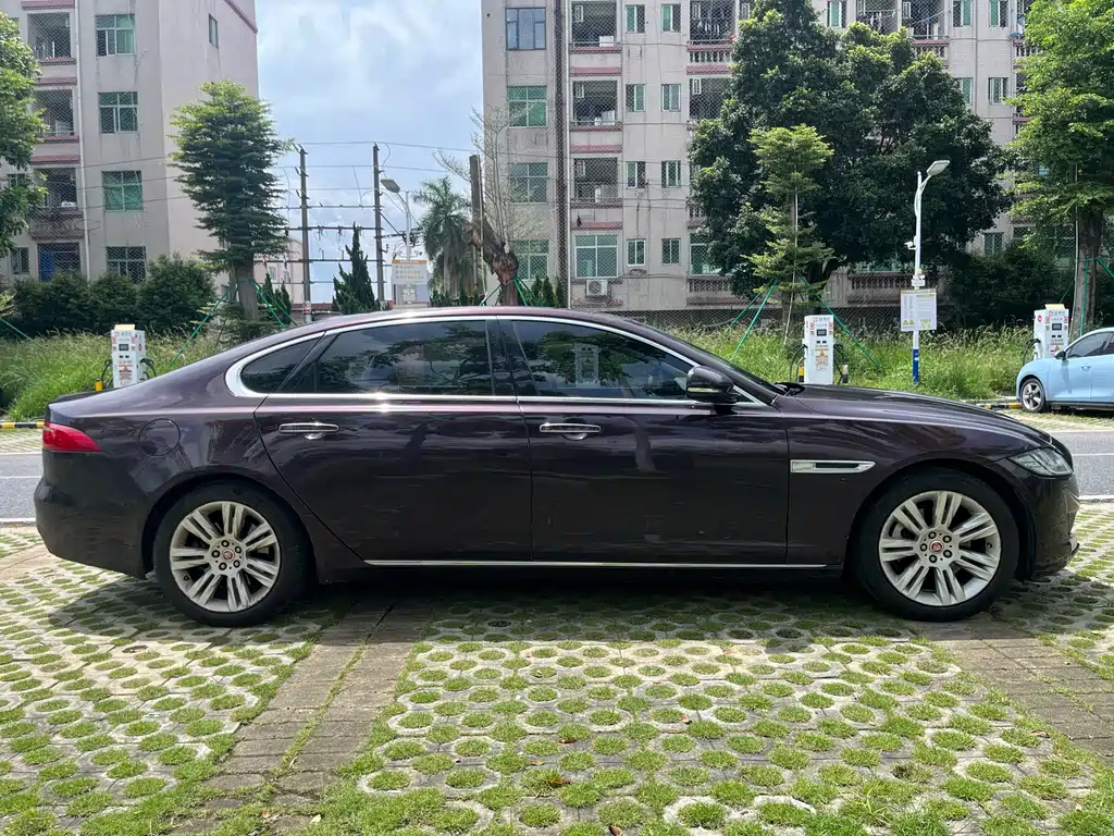 Jaguar XFL 2018 XFL 2.0T 250PS Premium