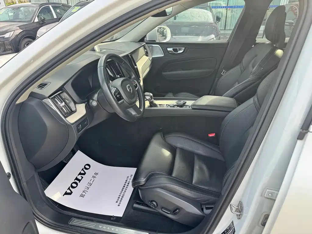 Volvo XC60 — миниатюра 3