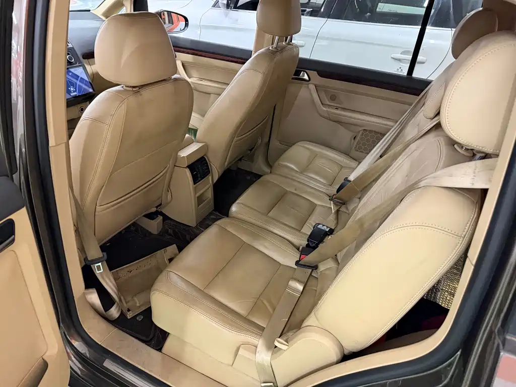 Volkswagen Touran — миниатюра 8
