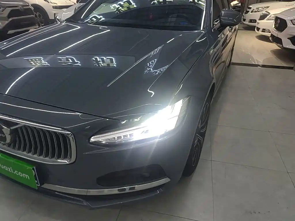 Volvo S90 — миниатюра 24