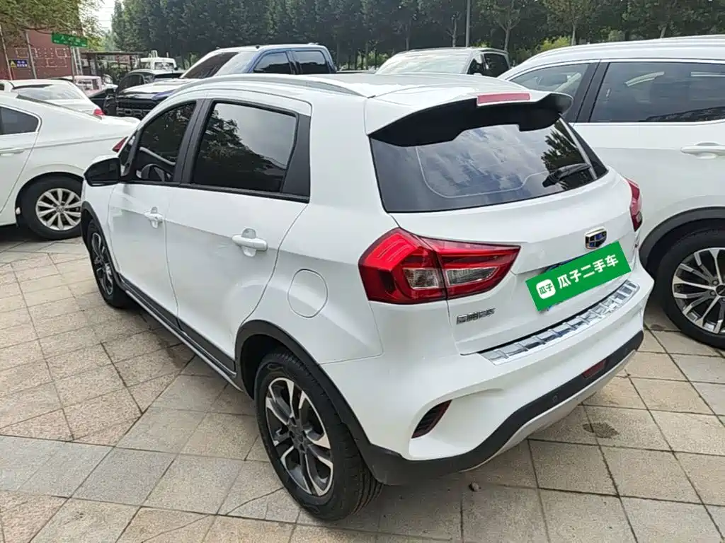 Geely Vision X3 — миниатюра 5