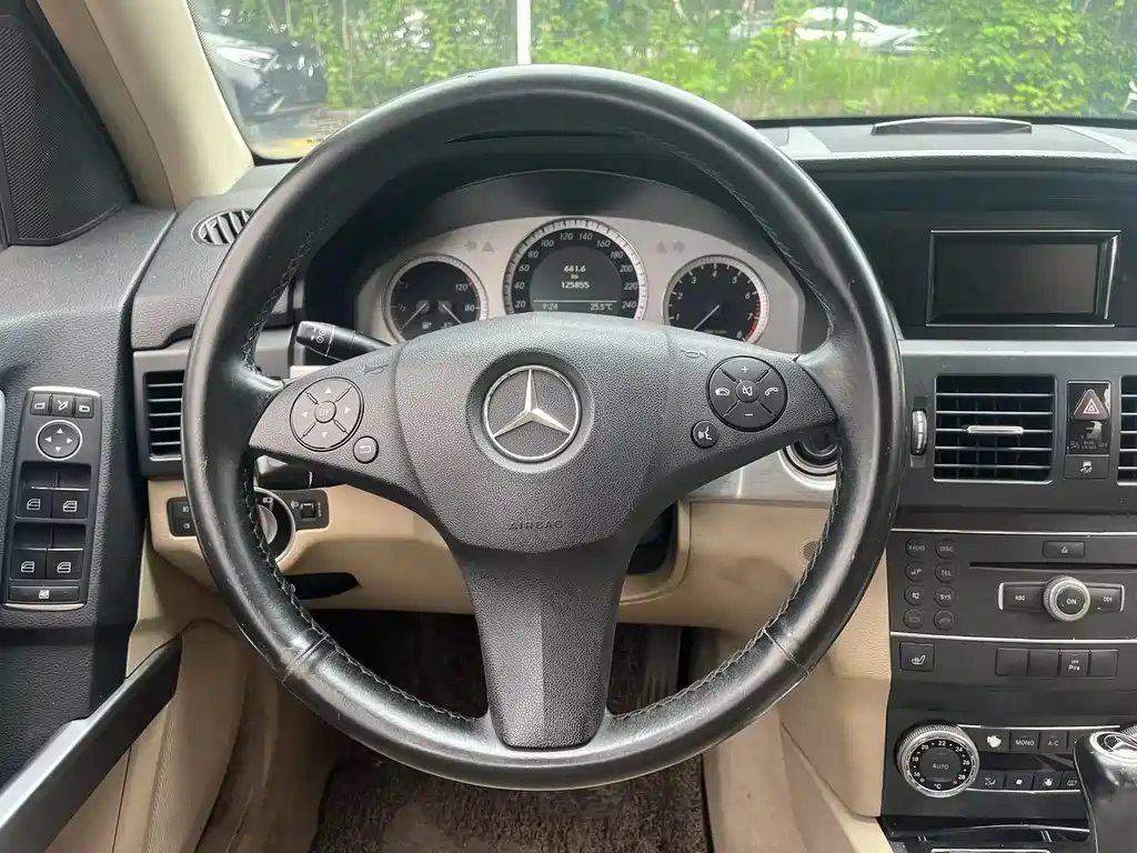 Mercedes-Benz GLK 2011 GLK 300 4MATIC