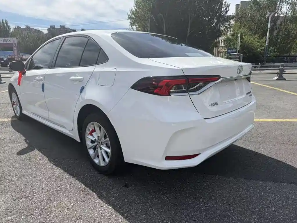 Toyota Corolla — миниатюра 7