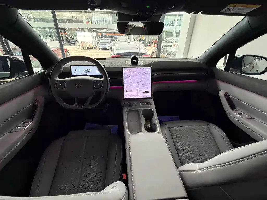 NIO EC6 — миниатюра 17