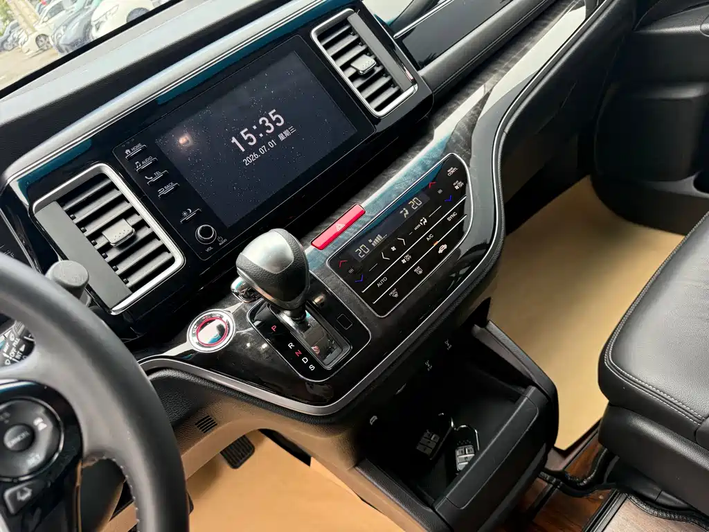 Honda Elysion 2019 2.0L Luxury