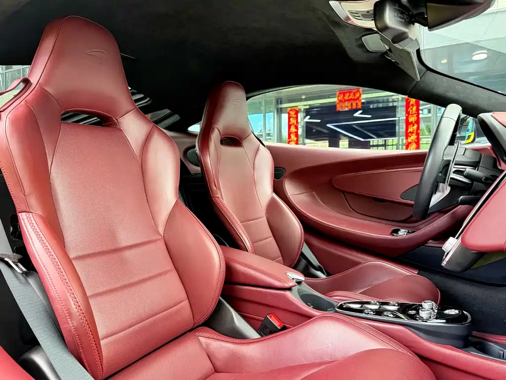 McLaren GT — миниатюра 8