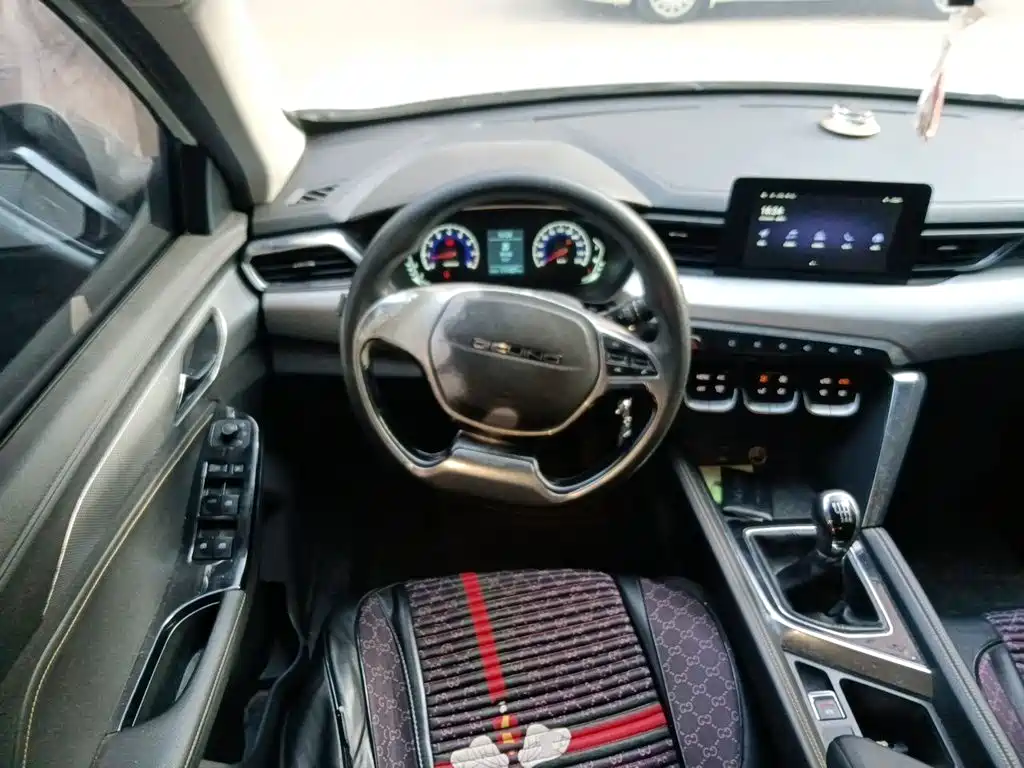 BAIC X3 — миниатюра 6
