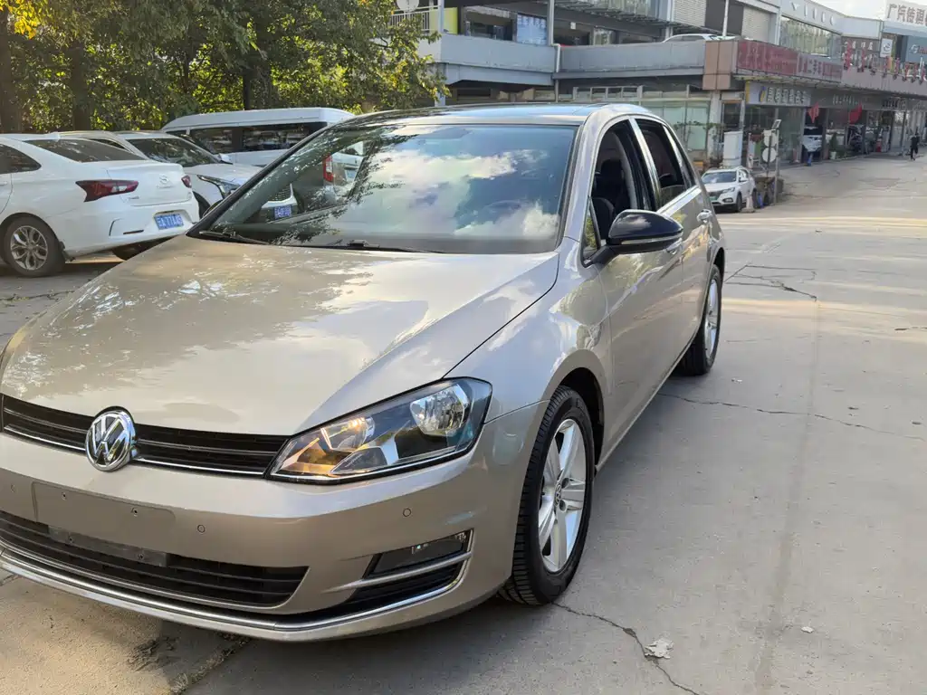Volkswagen Golf — миниатюра 2