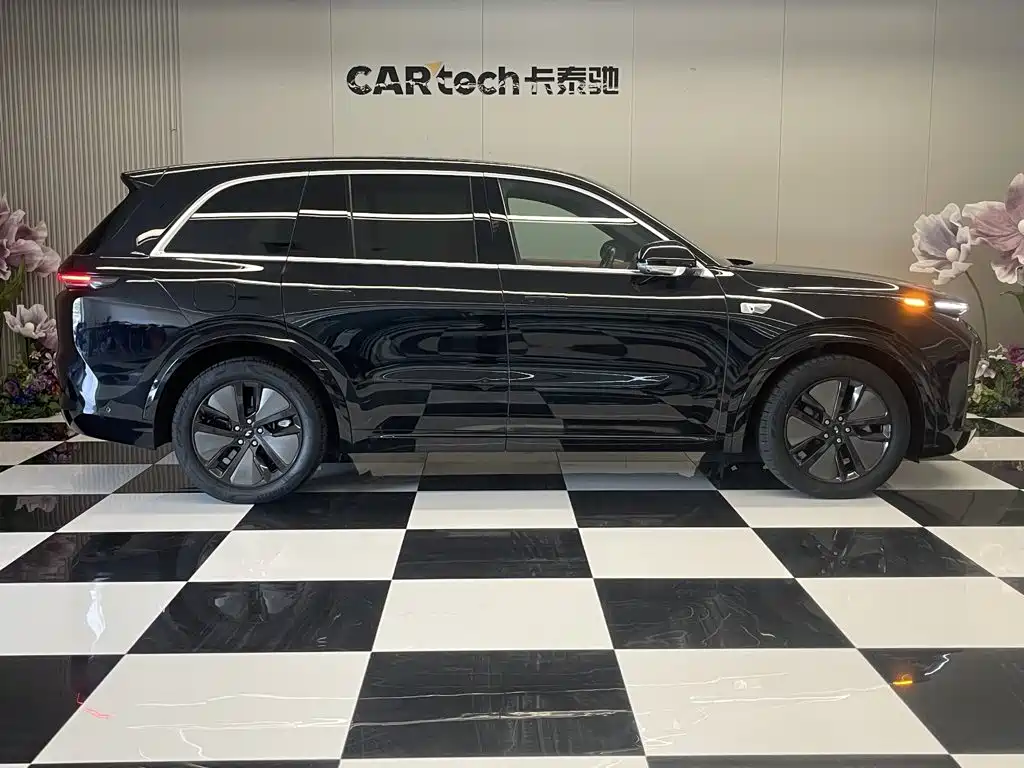 Li Auto Li L8 — миниатюра 4