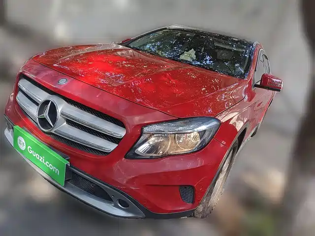 MERCEDES-BENZ  GLA 2016
