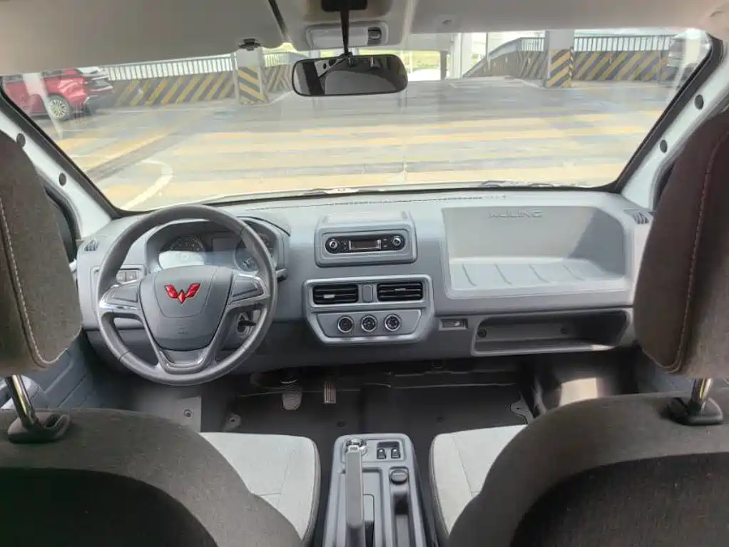 Wuling Yangguang — миниатюра 7