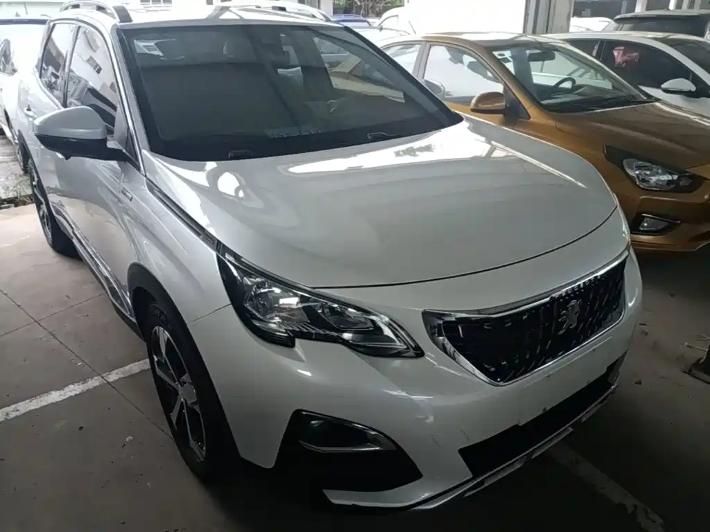 Peugeot 4008 — миниатюра 4
