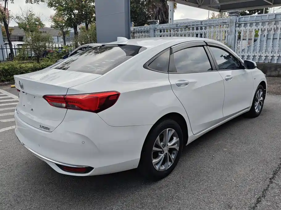 Buick Verano — миниатюра 3