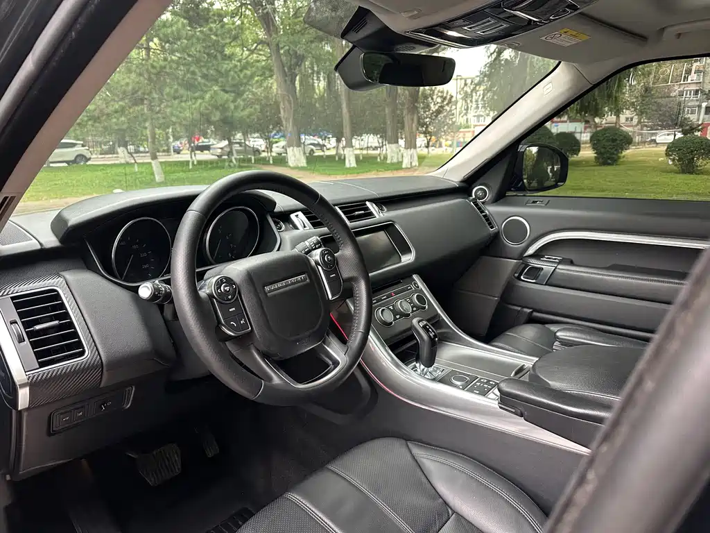 Land Rover Sport — миниатюра 11