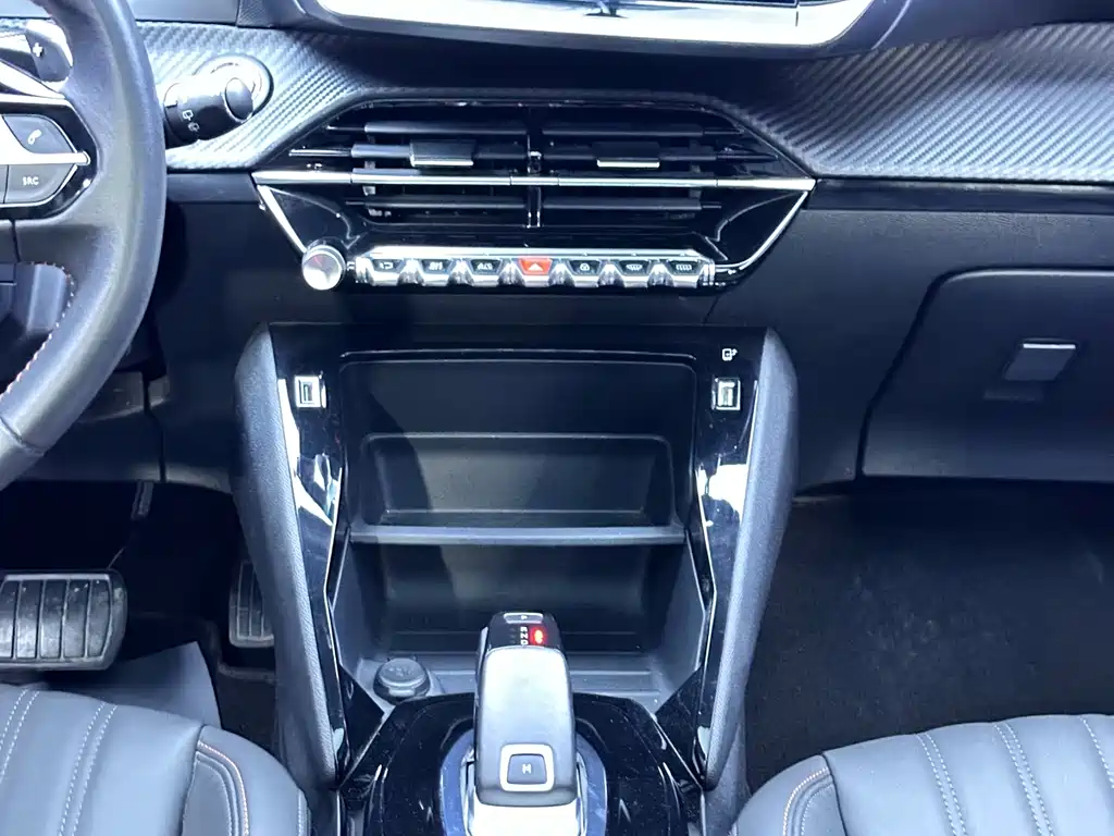 Peugeot 2008 — миниатюра 11