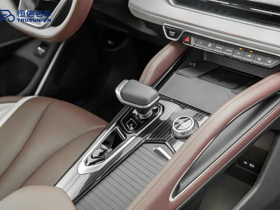 Geely Xingyue L — миниатюра 19