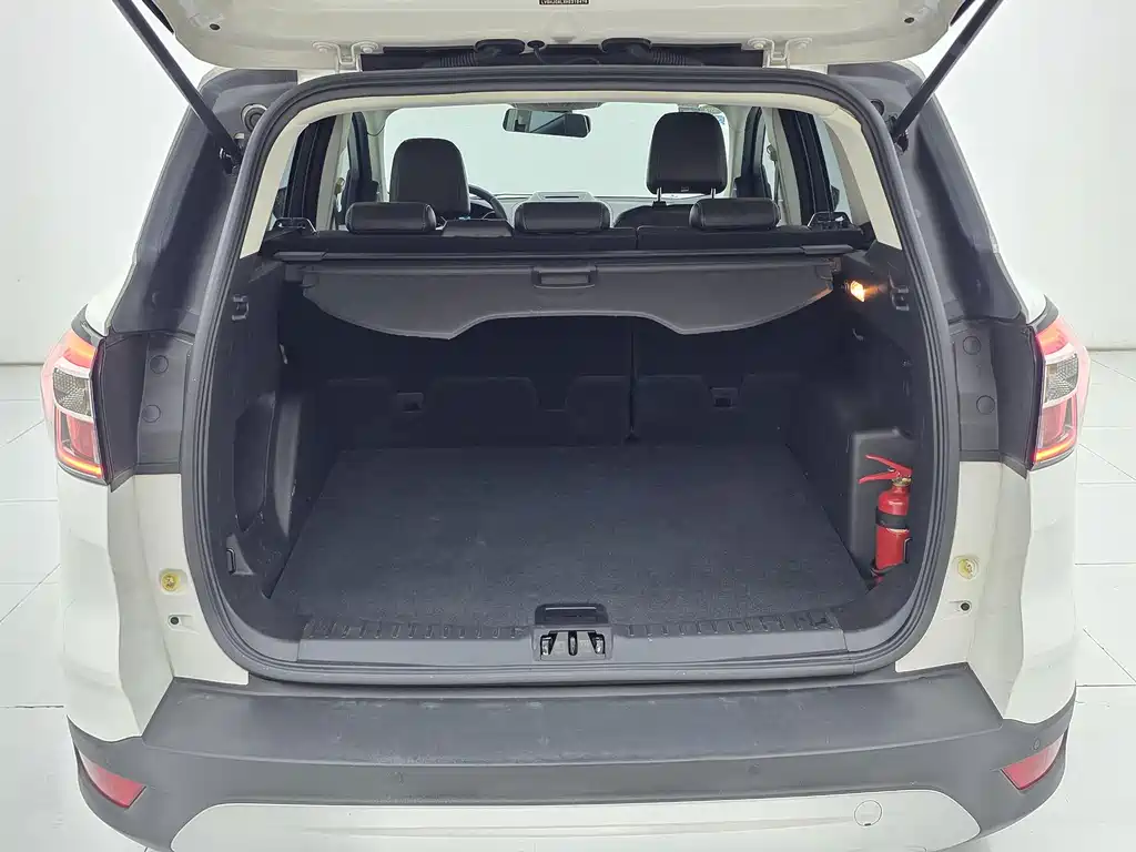 Ford Kuga — миниатюра 12