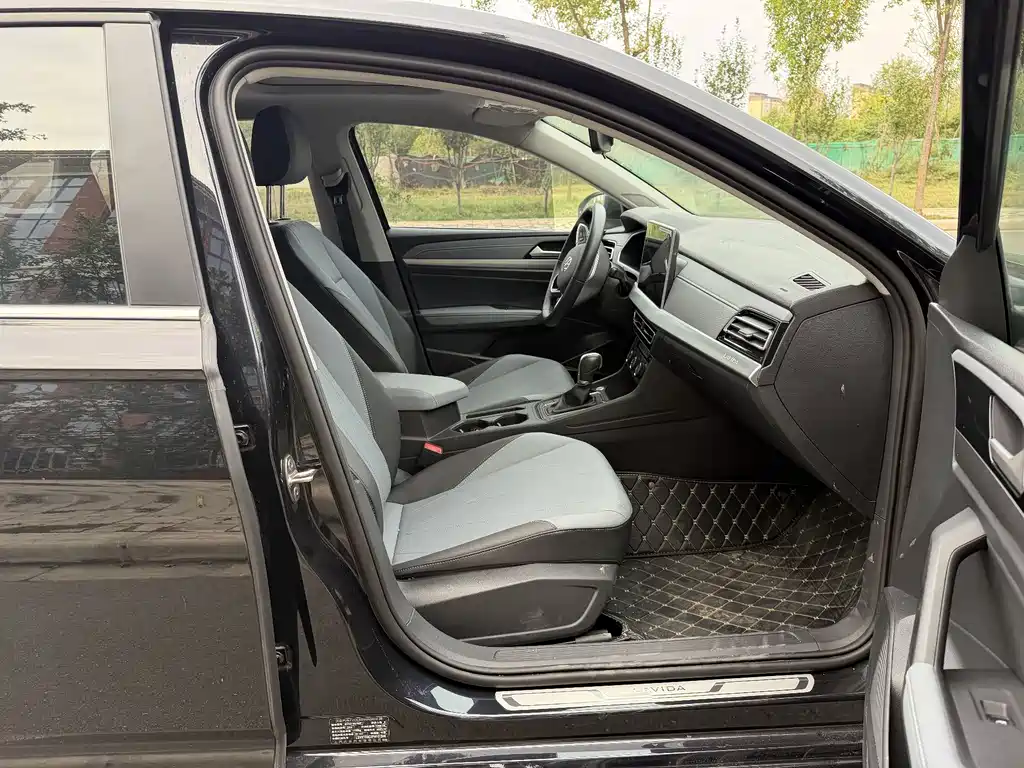 Volkswagen Lavida — миниатюра 12